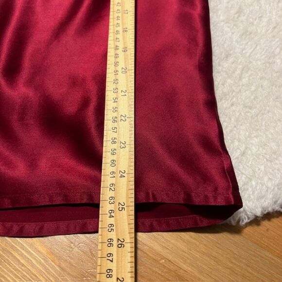 VTG 80s Rodier Womens Red Silk Blouse Short Sleeve Button Closure Padded Sz LG - Picture 10 of 11